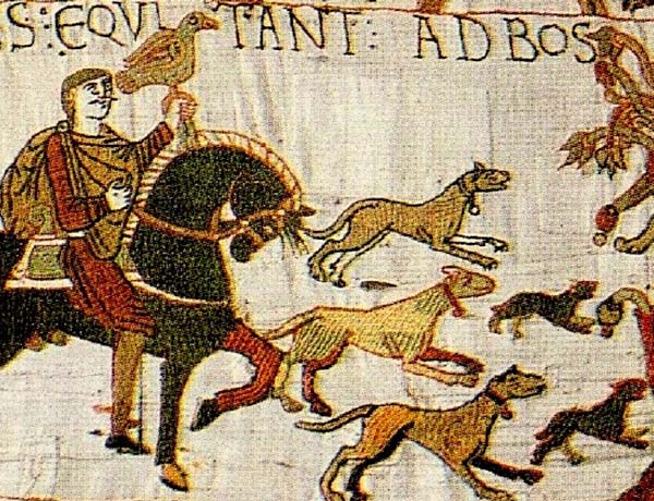 détail tapisserie de Bayeux chiens de chasse de fauconnier